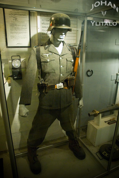 Adolfgun (10).jpg